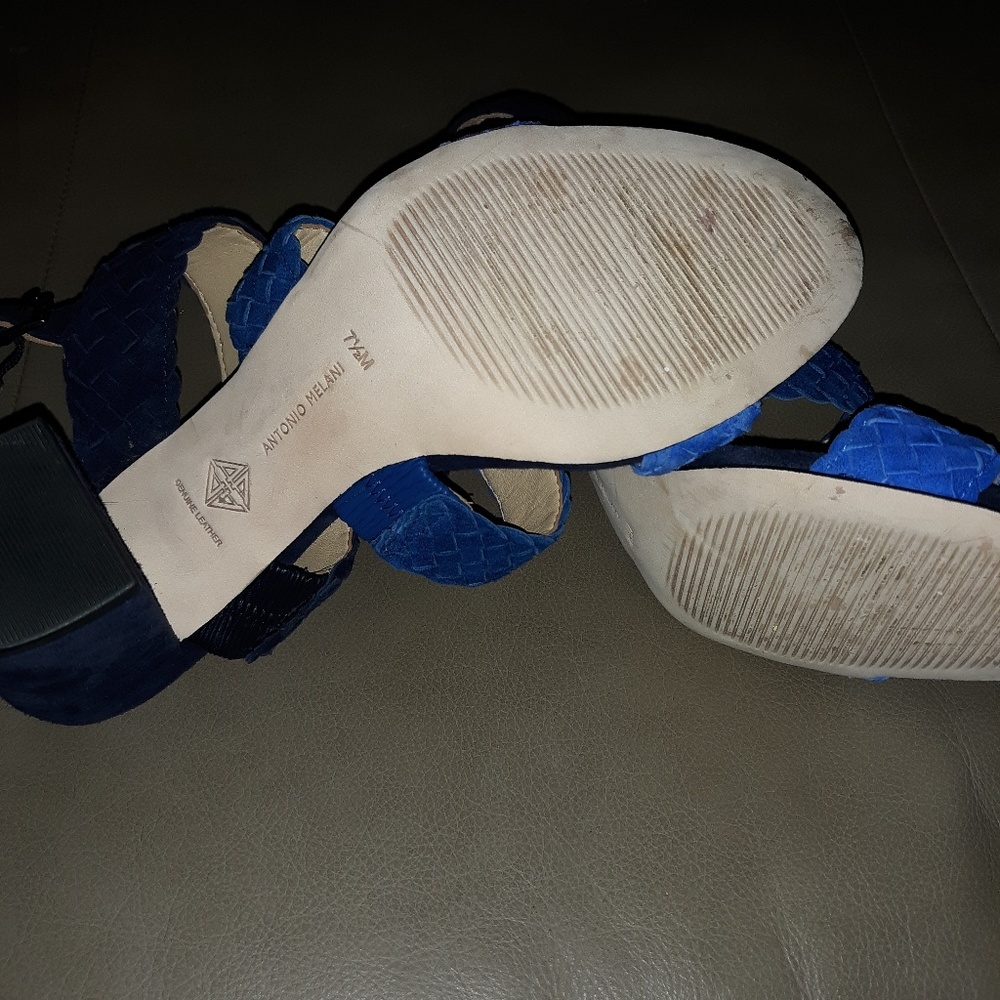 Shoes - Picture 3 of 5